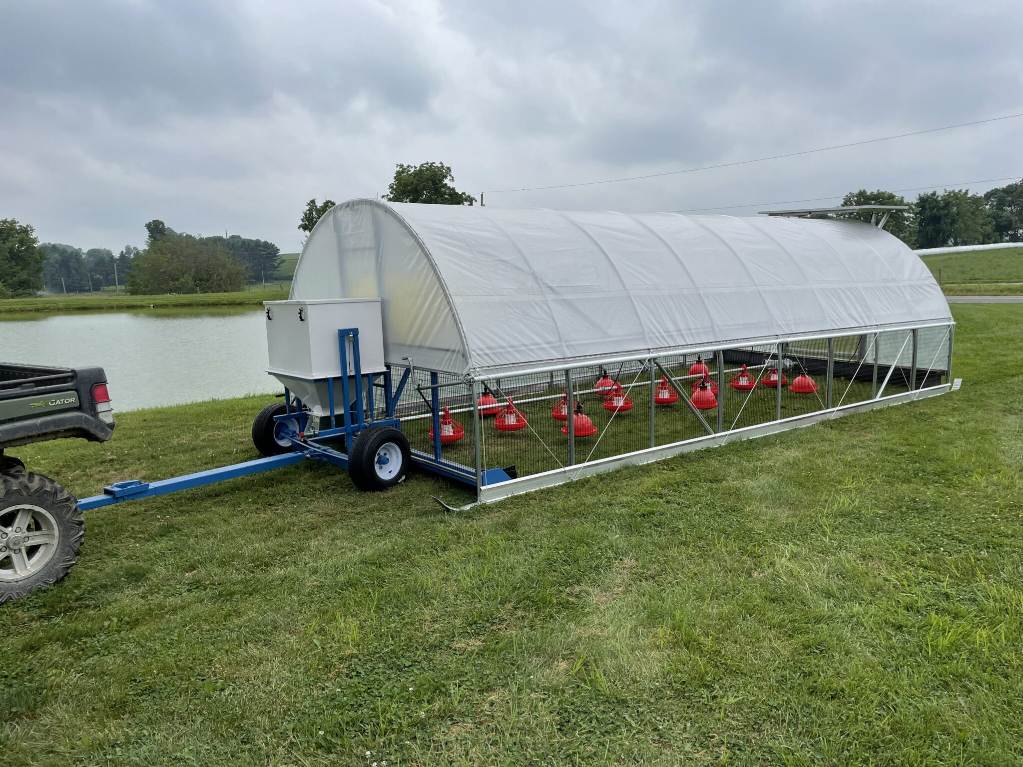 mobile-range-coop-broilers-model-250-the-mobile-chicken-house