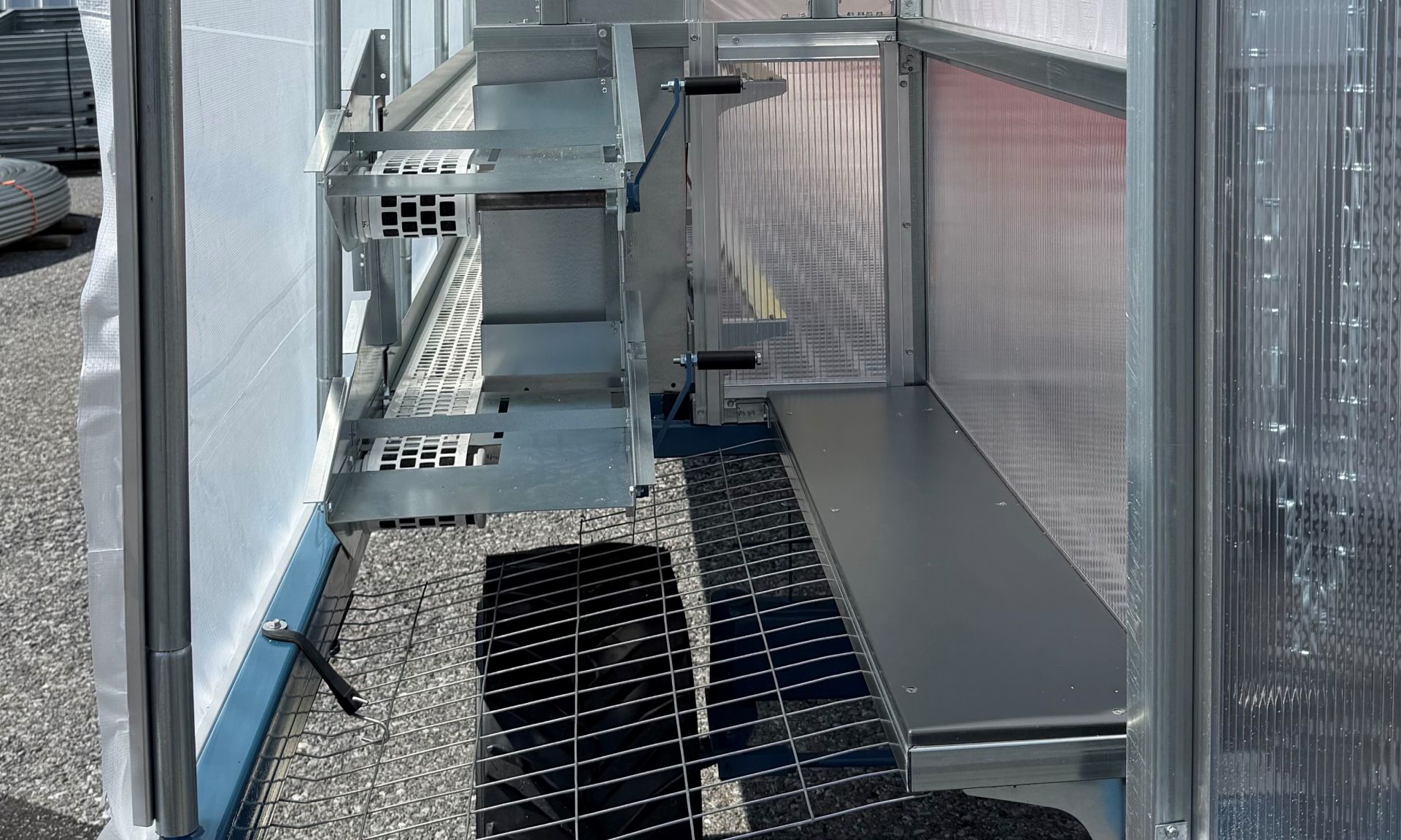 Mobile Chicken House Model 1000 — High-Volume Egg Production for 1000 Laying Hens 8 chicken-model-10007